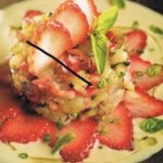 AJOBLANCO CON TARTAR DE GAMBAS