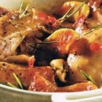 CONEJO ASADO CON MANZANAS